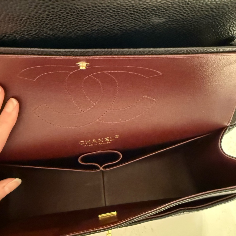 Chanel Black and Gold Quilted Shoulder Bag - Picture 11 of 13